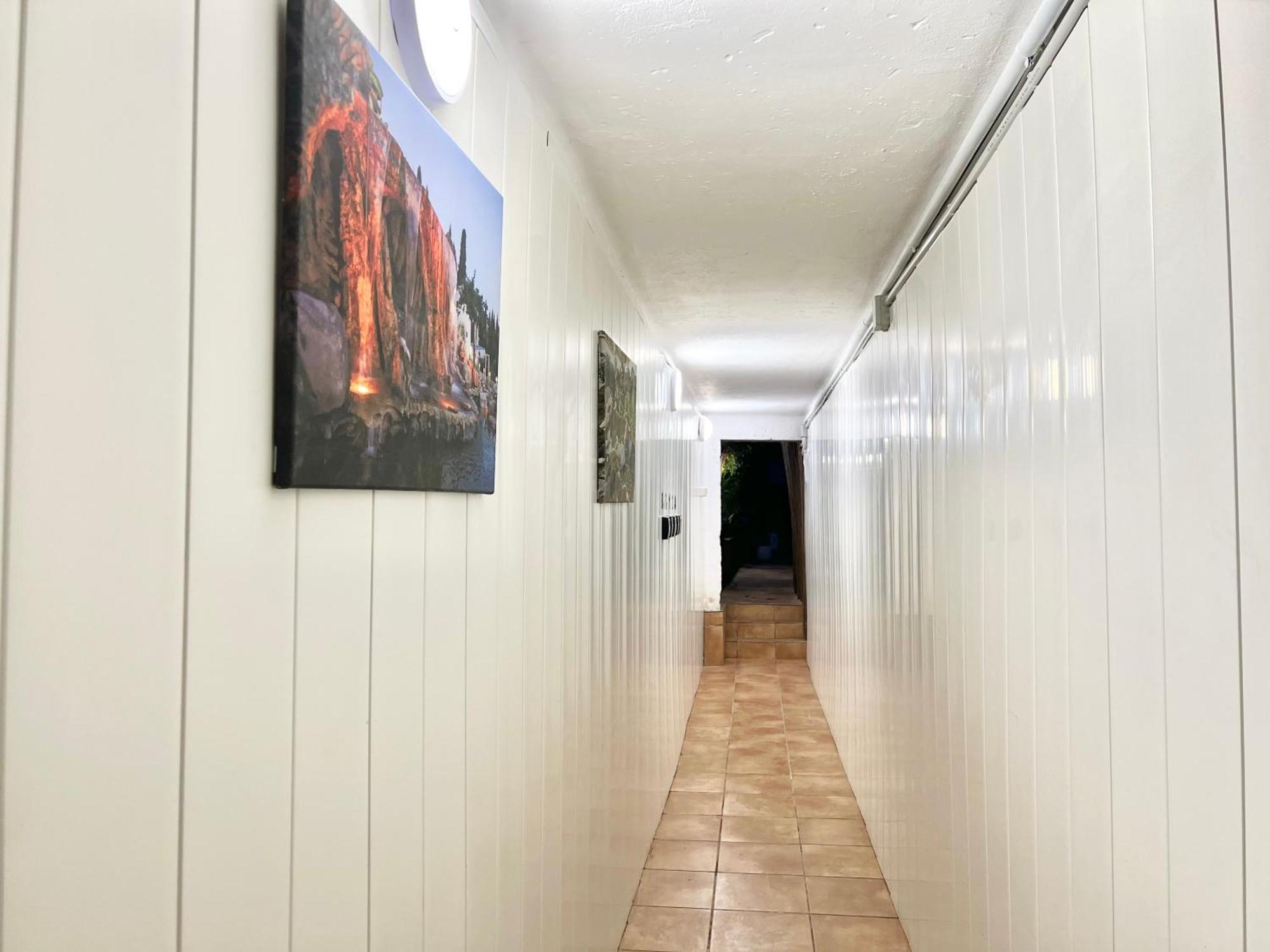 Cozy Suite Apartment, Wifi! Santa Coloma de Gramanet Eksteriør bilde