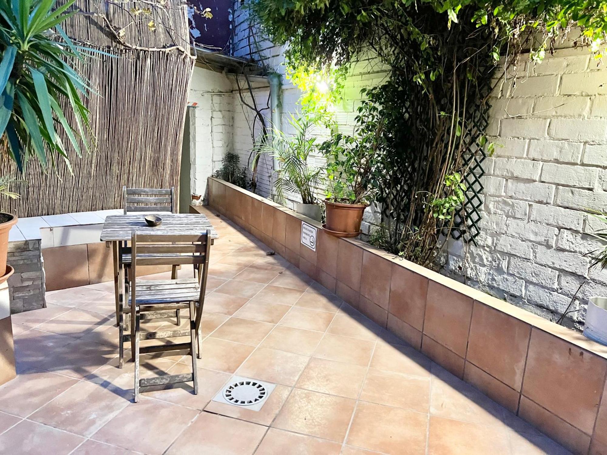 Cozy Suite Apartment, Wifi! Santa Coloma de Gramanet Eksteriør bilde