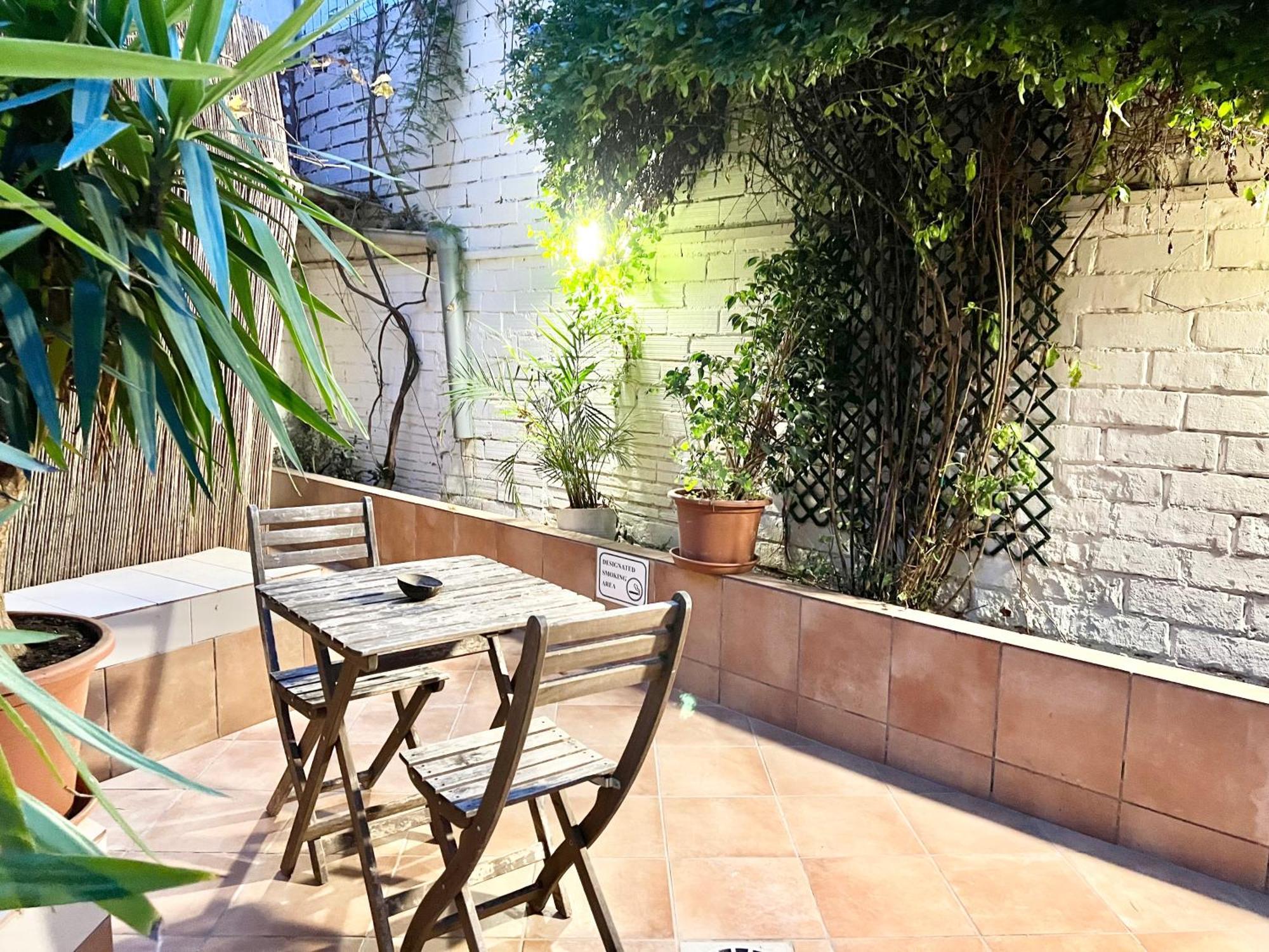 Cozy Suite Apartment, Wifi! Santa Coloma de Gramanet Eksteriør bilde